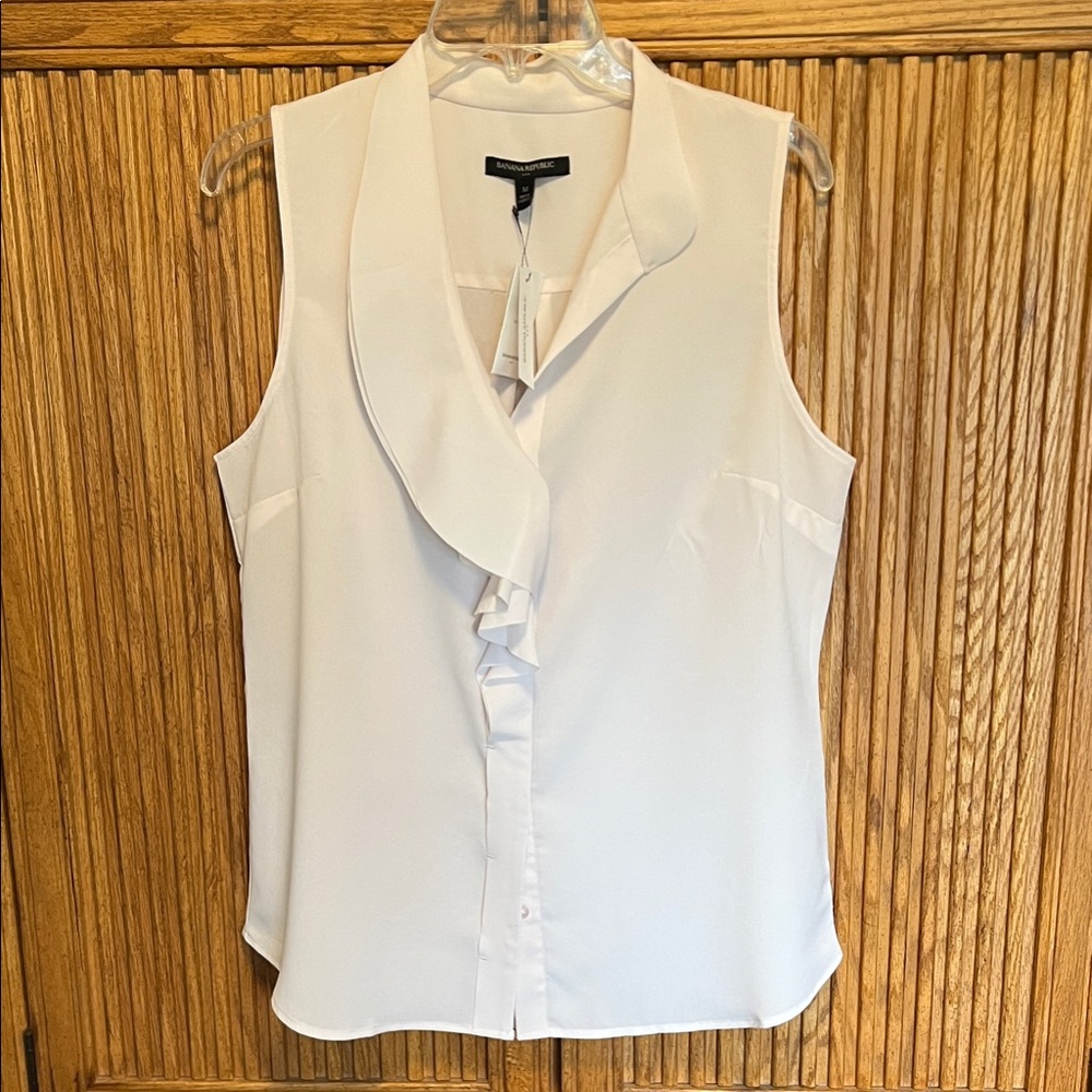 Banana Republic Ivory Sleeveless Blouse